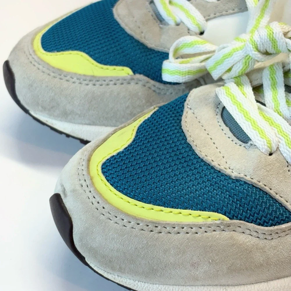 Karhu Aria Suede Athletic Sneakers Men's 6 Women's 8.5 Catcher of the Day